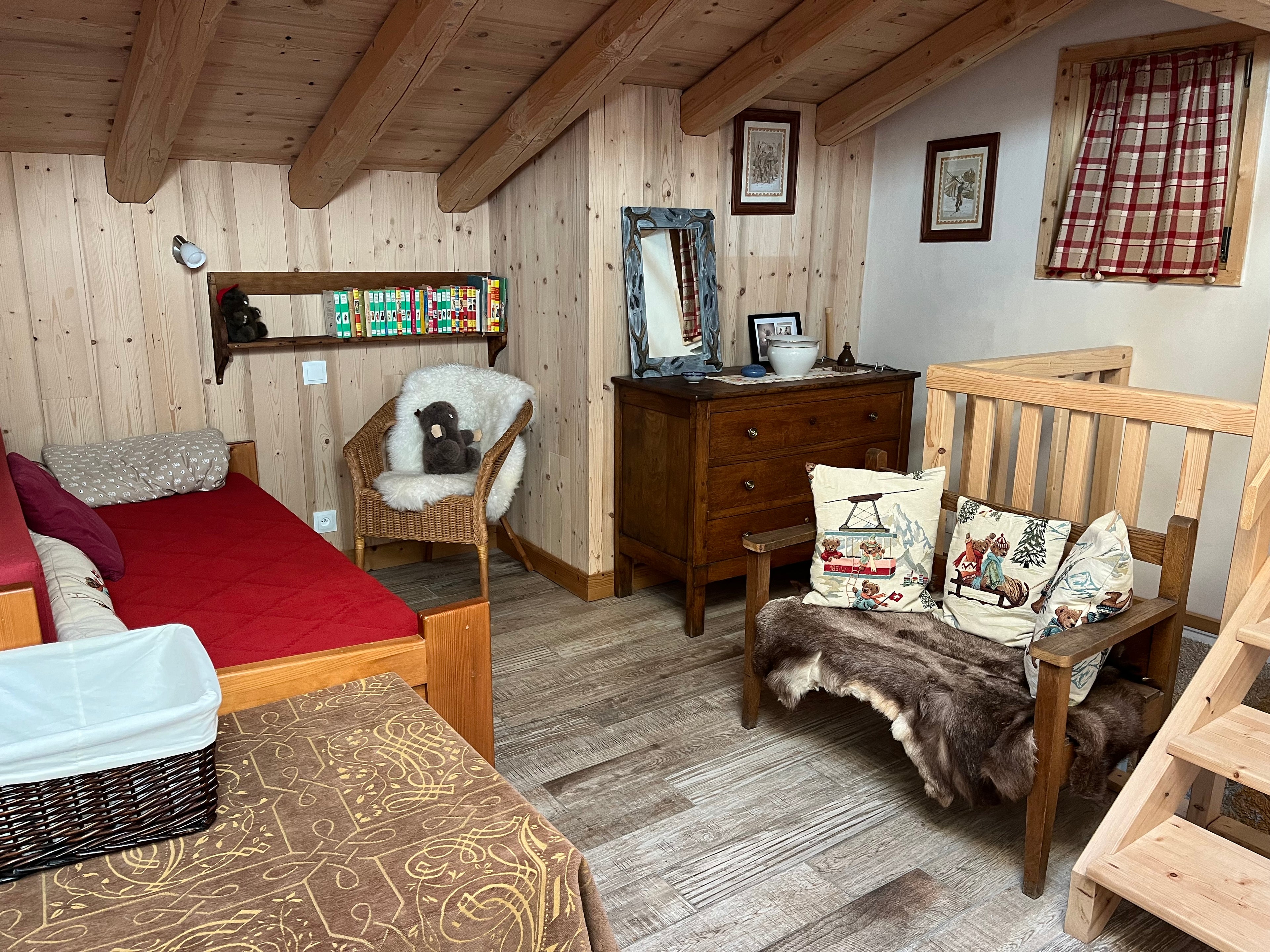 Un chalet dans la nuit